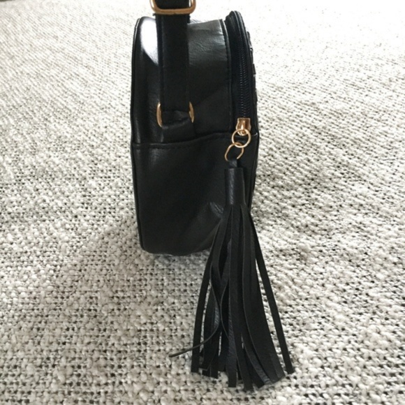 Boho Black Leather Crossbody Tassel Bag Purse NEW! - Picture 7 of 8